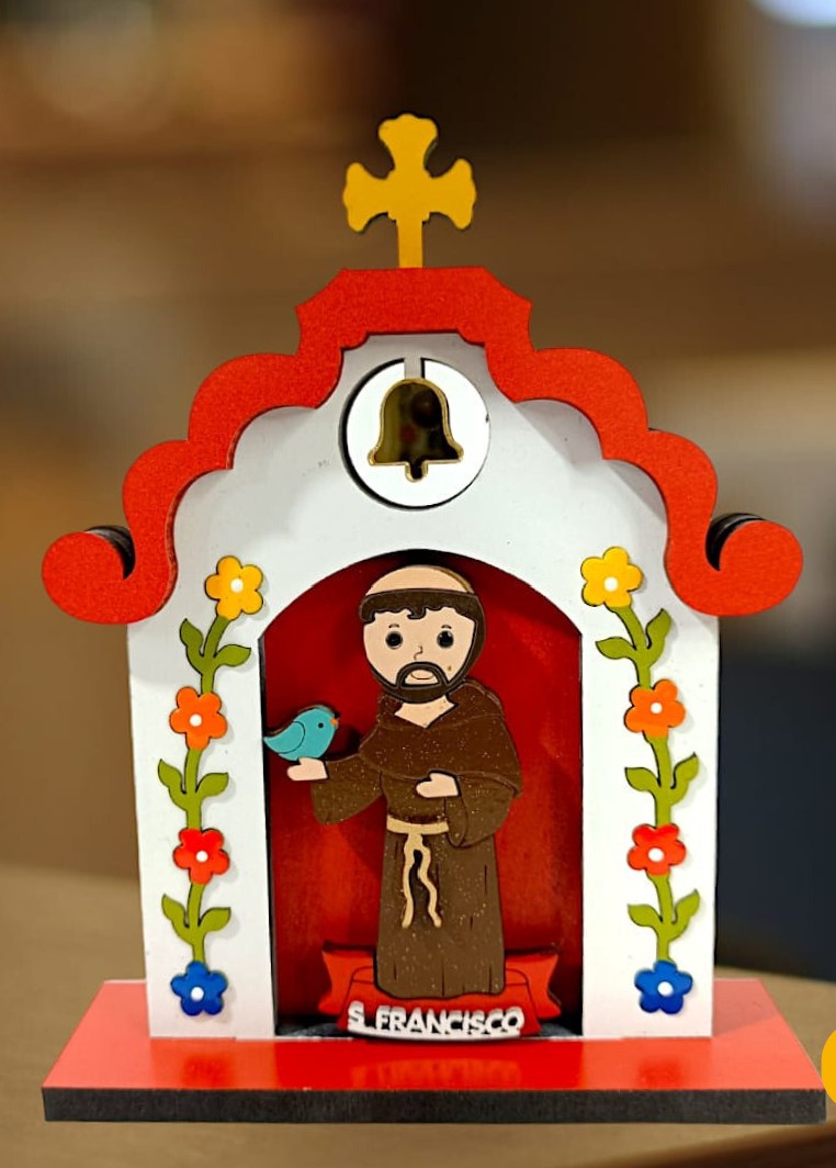 Capelinhas Decorativas em MDF