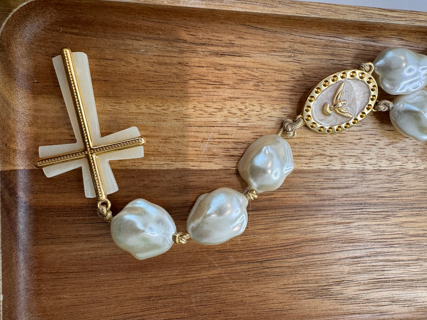 Collar de mesa del Espíritu Santo mediano
