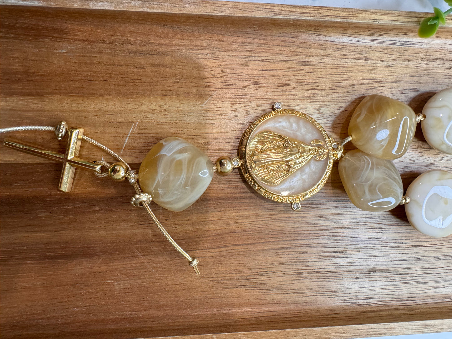 Collar de mesa de Nuestra Señora