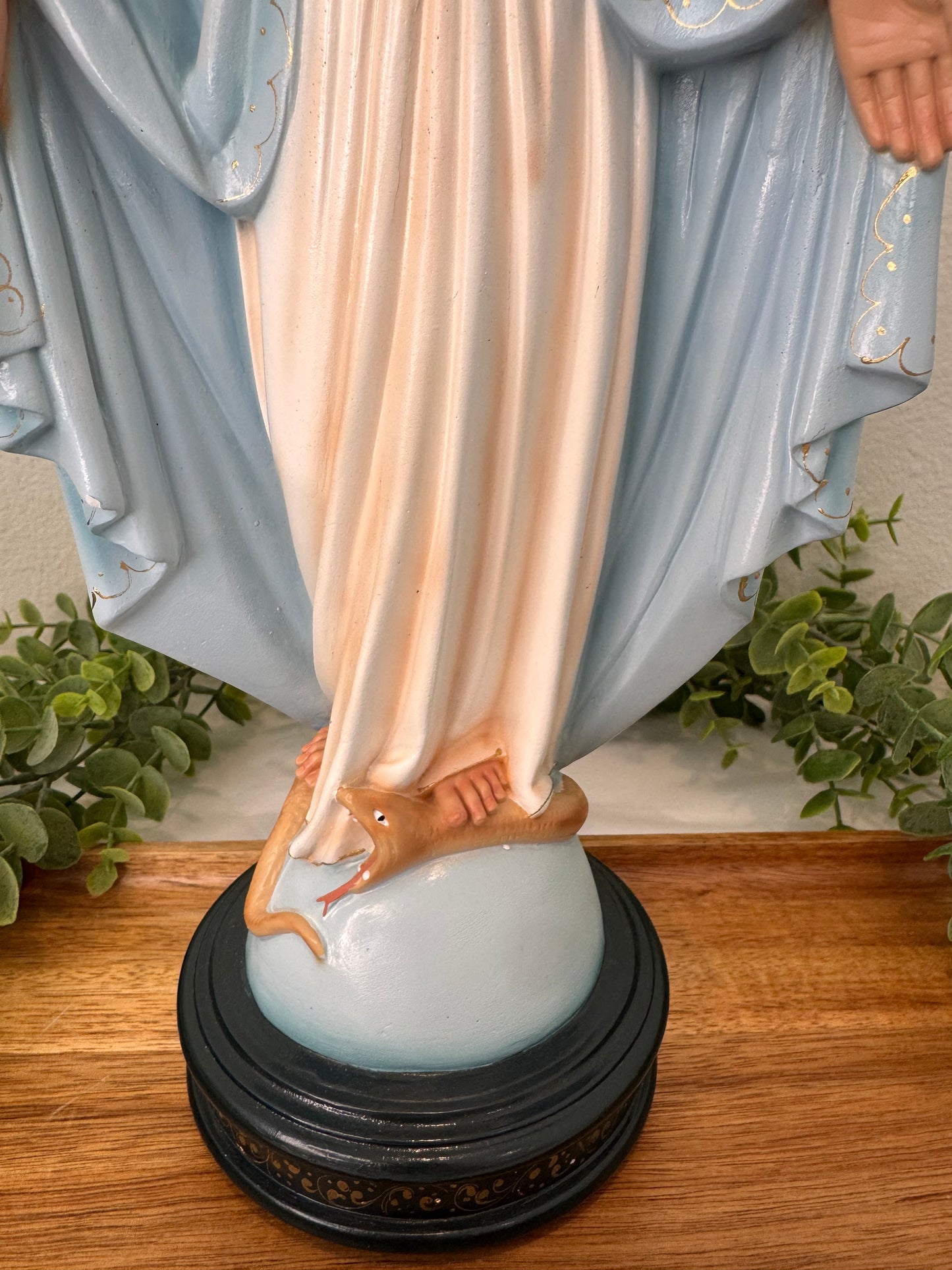 Our Lady of Graces – 30 cm