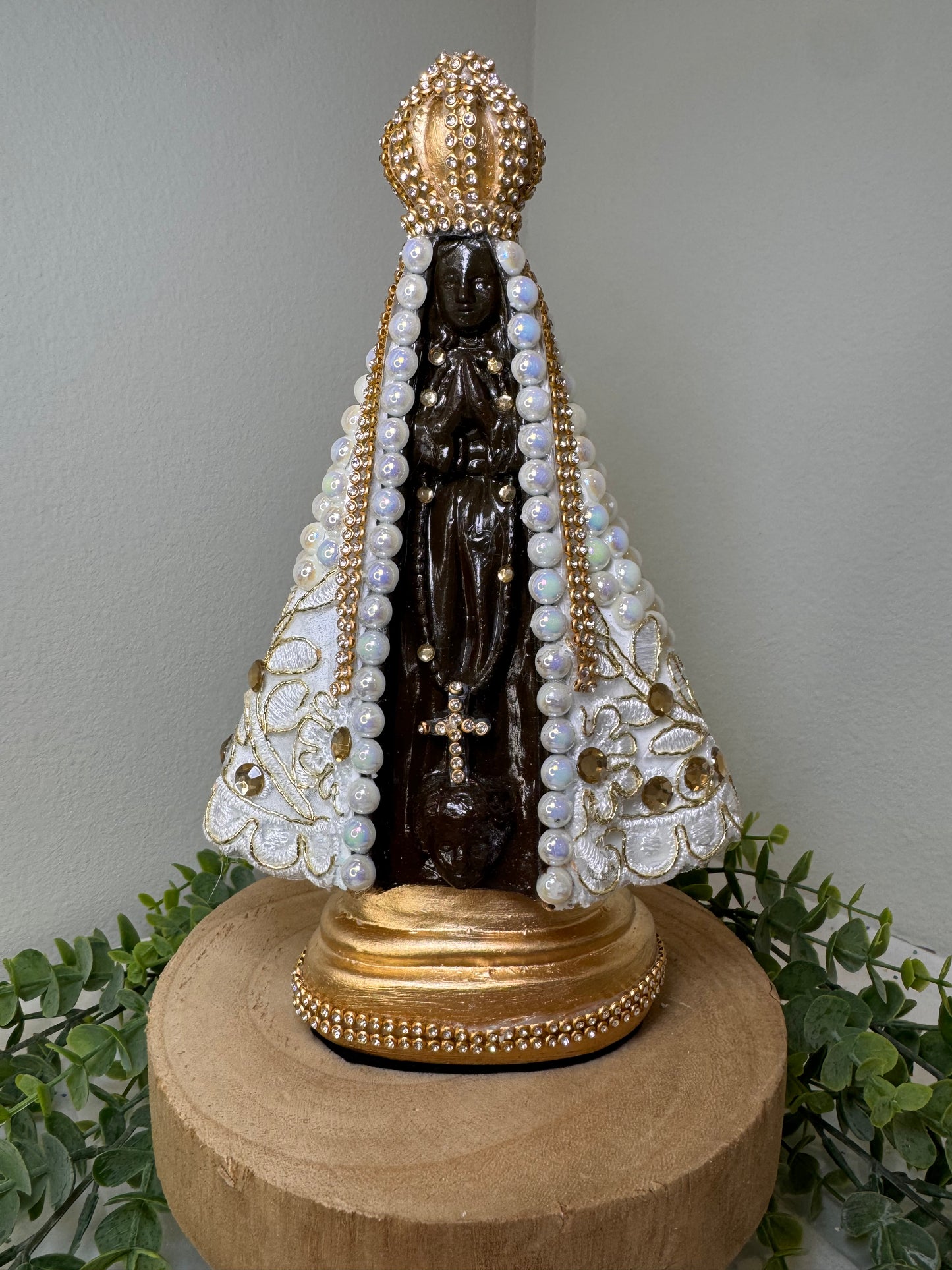 Imagens de Nossa Senhora Aparecida em Gesso — Cheias de Fé, Beleza e Simplicidade