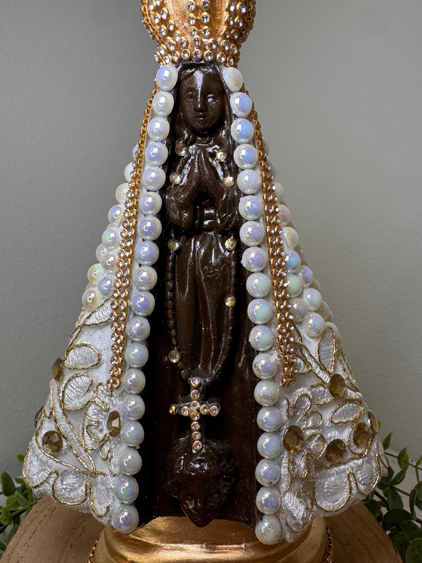 Imagens de Nossa Senhora Aparecida em Gesso — Cheias de Fé, Beleza e Simplicidade