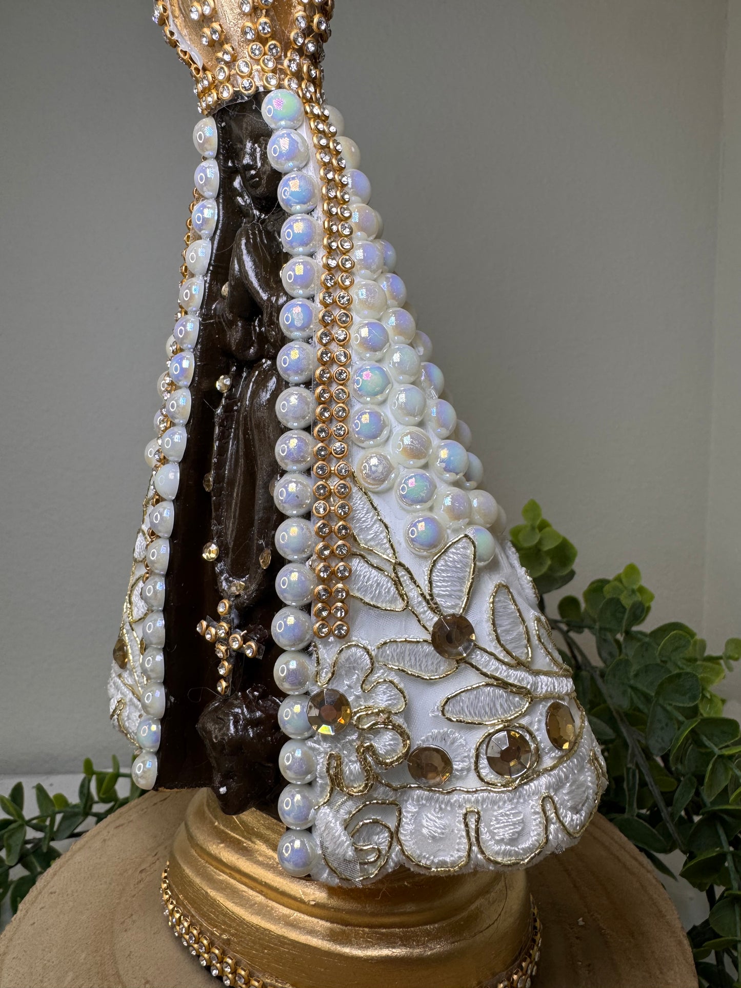 Imagens de Nossa Senhora Aparecida em Gesso — Cheias de Fé, Beleza e Simplicidade