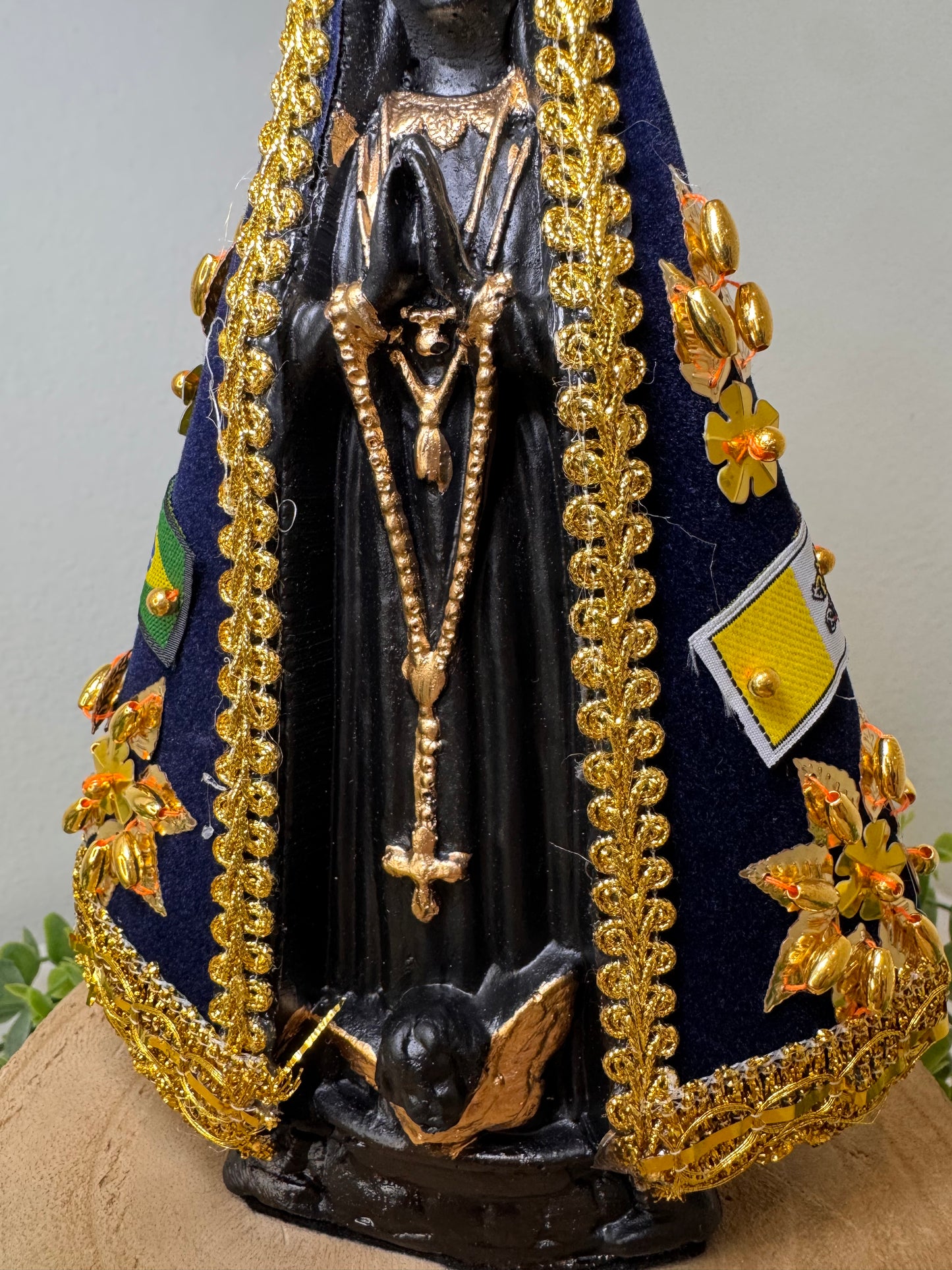 Imagens de Nossa Senhora Aparecida em Gesso — Cheias de Fé, Beleza e Simplicidade