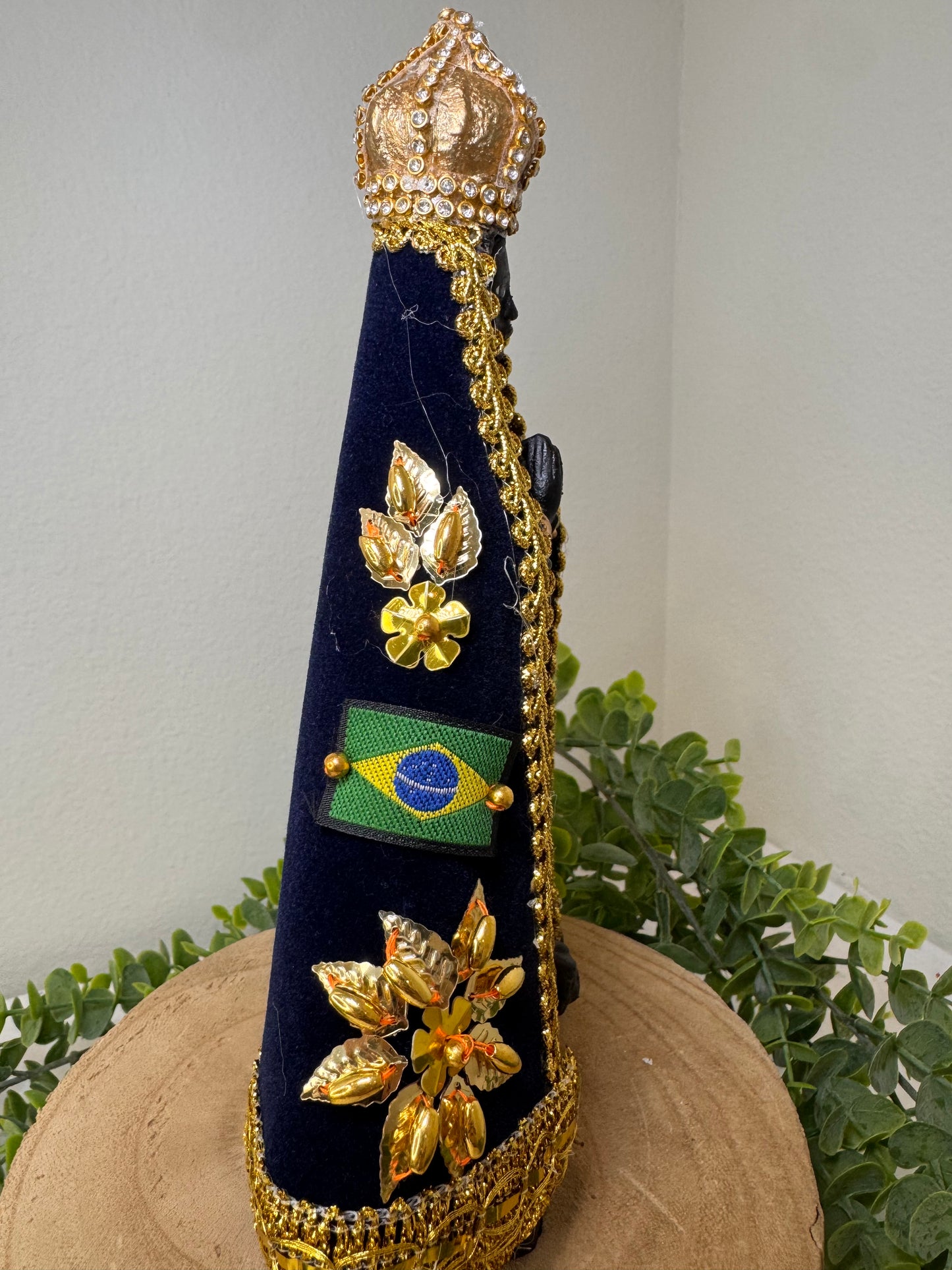 Imagens de Nossa Senhora Aparecida em Gesso — Cheias de Fé, Beleza e Simplicidade