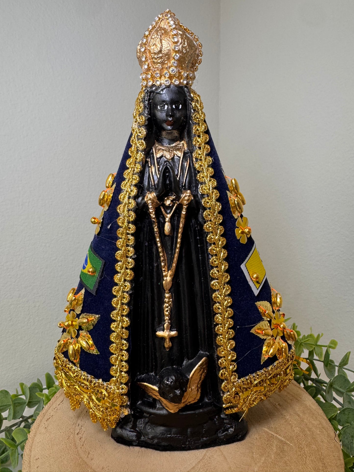 Imagens de Nossa Senhora Aparecida em Gesso — Cheias de Fé, Beleza e Simplicidade