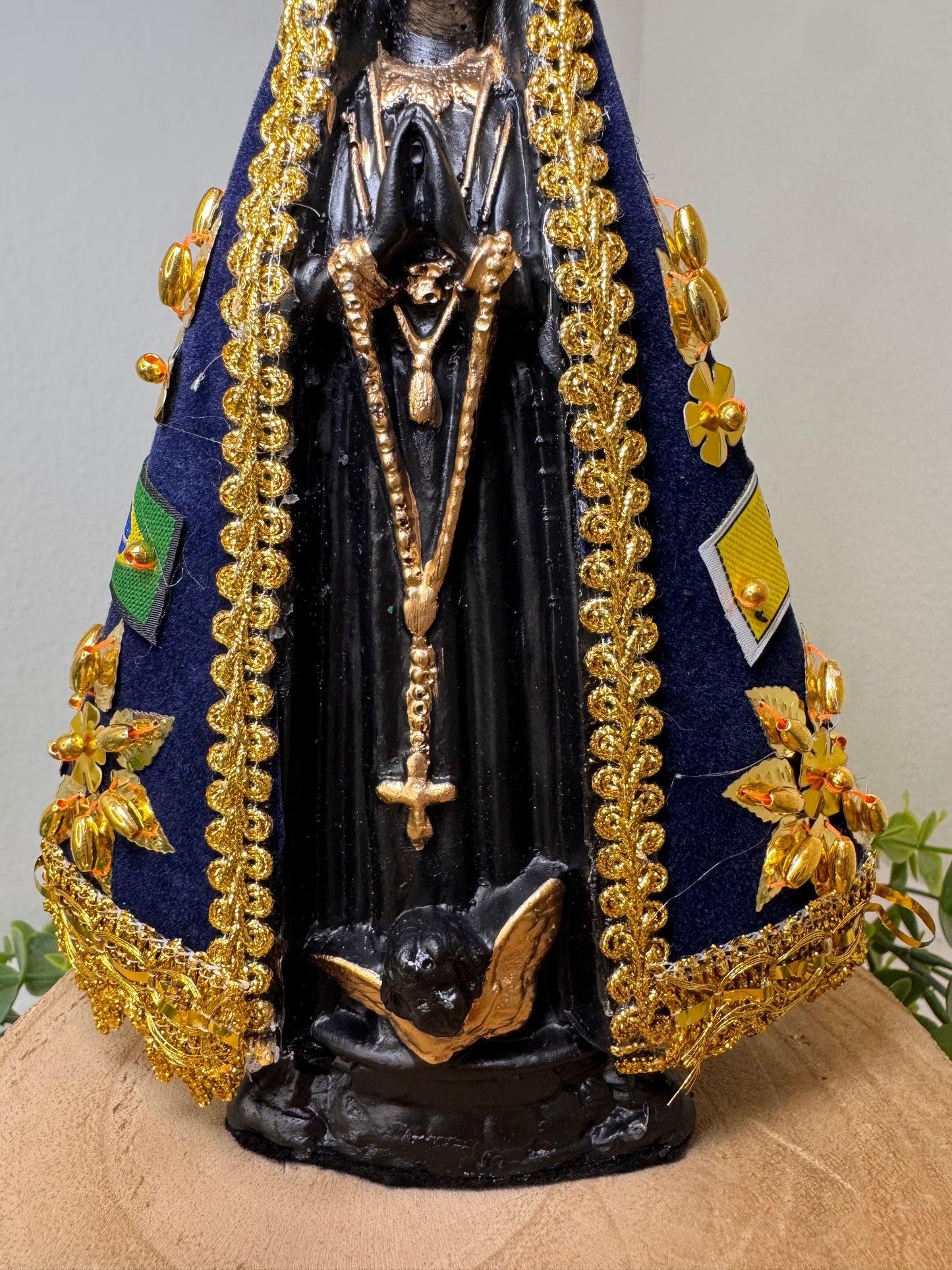 Imagens de Nossa Senhora Aparecida em Gesso — Cheias de Fé, Beleza e Simplicidade