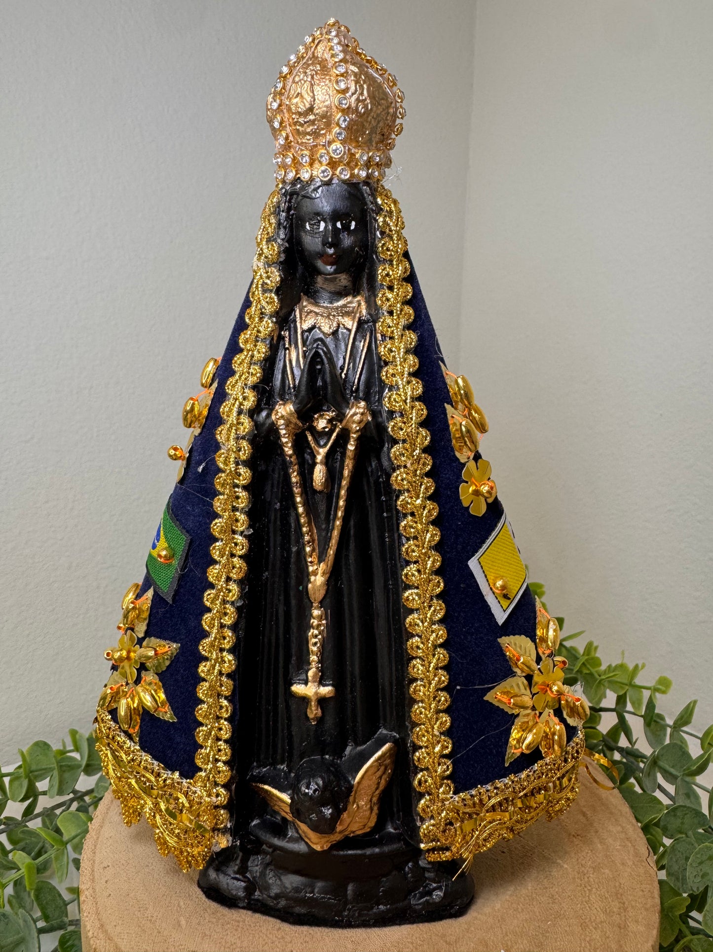 Imagens de Nossa Senhora Aparecida em Gesso — Cheias de Fé, Beleza e Simplicidade