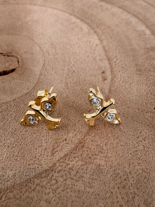 Holy Spirit Earring with Zirconias – Semi-Jewelry