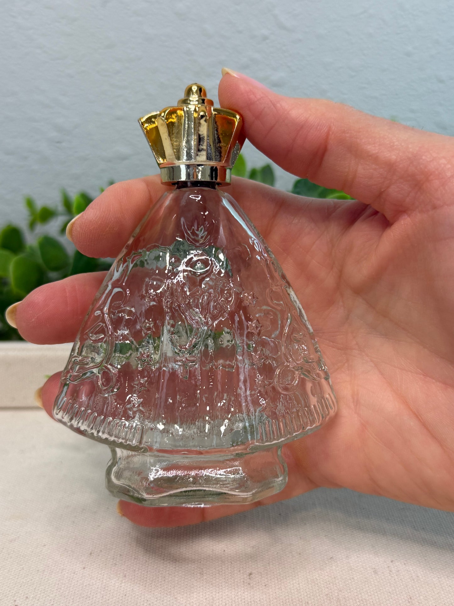 Porta Água Benta de Nossa Senhora Aparecida em Vidro