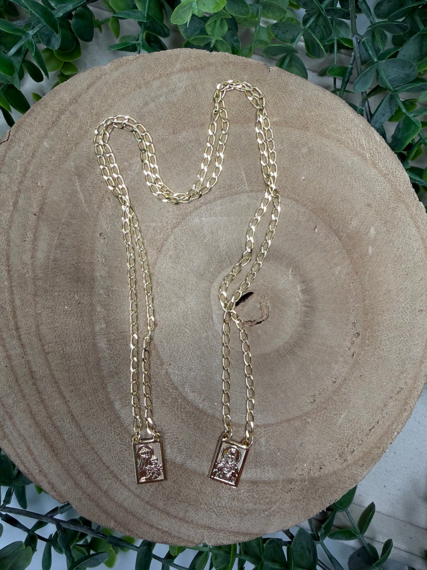 Escapulário Cartier – Banhado a Ouro