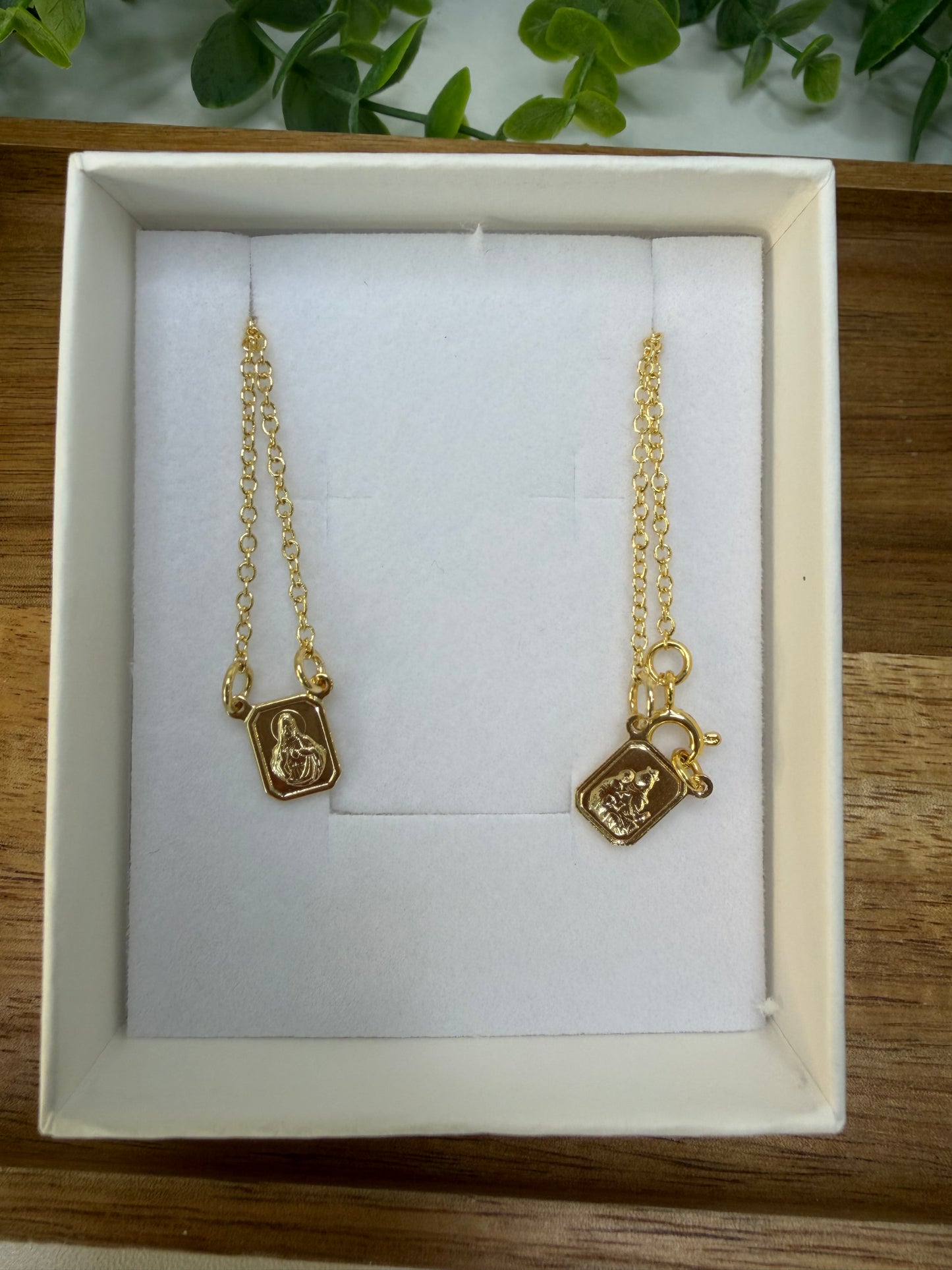 Escapulário Mini Banhado a Ouro e Prata