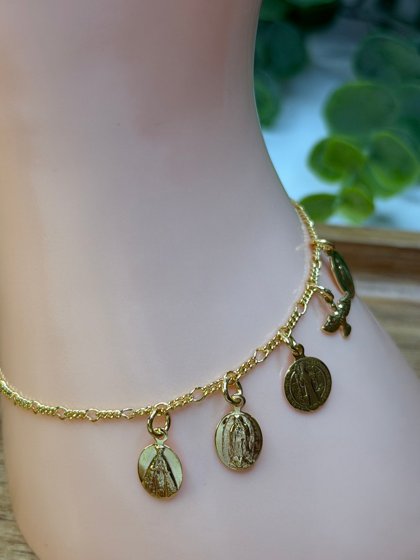 Pulseira Nossa Proteção – Devoções Marianas & São Bento