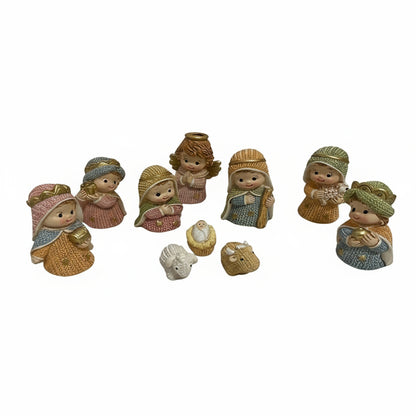 Presépio Infantil 10 Peças em Resina – 5,6cm (Bege ou Colorido)