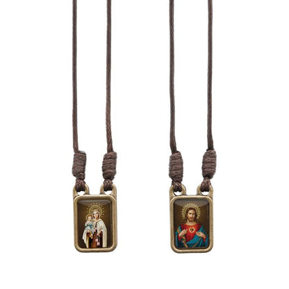 Escapulário em Metal – Ouro Velho com Folheto