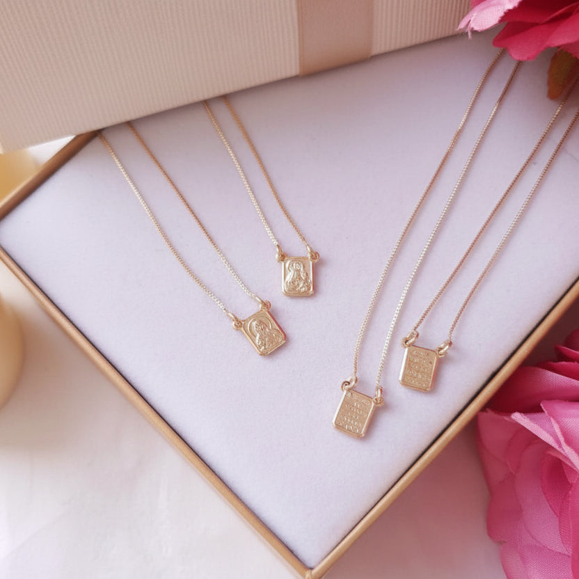 Escapulário Nossa Senhora do Carmo – Plaquinhas Mini | 70cm | Corrente Veneziana | Banhado a Ouro 18K