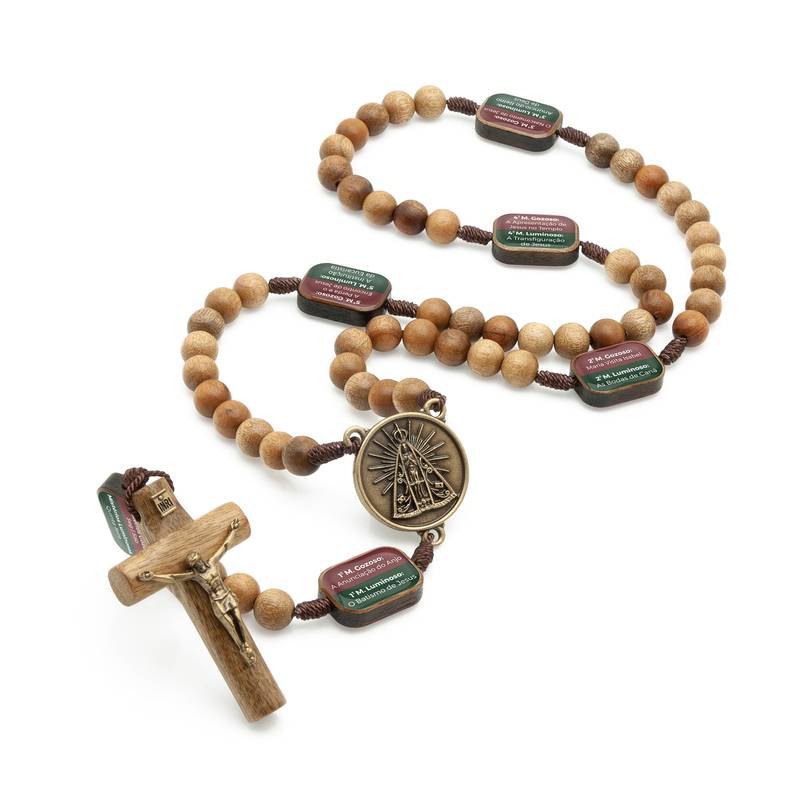 Terço de Madeira Imbuia com Mistérios Resinados – Contas 10 mm