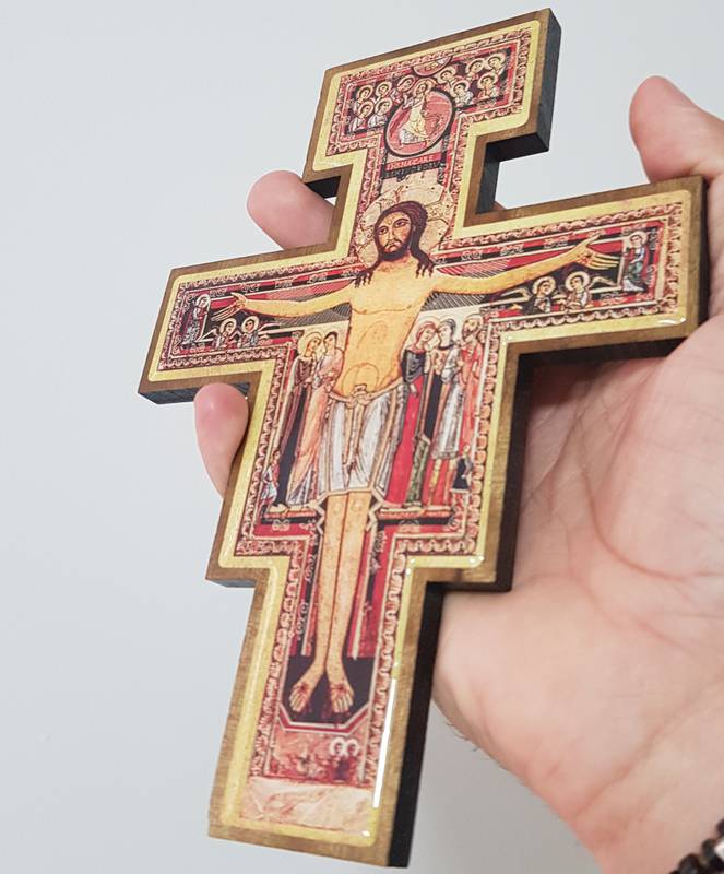 Cruz de São Damião em Madeira para Parede – 19 cm