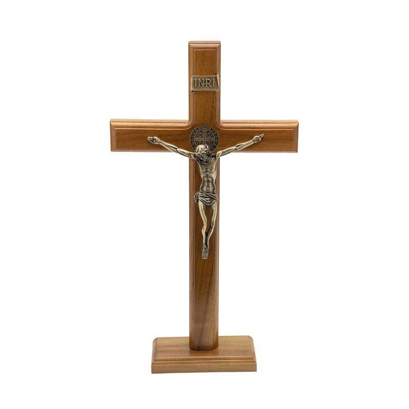 Crucifixo Tradicional em Madeira – 35 cm  com Medalha de São Bento | Mesa ou Parede