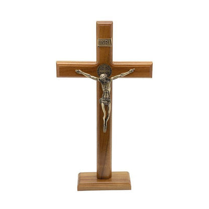 Crucifixo Tradicional em Madeira – 35 cm  com Medalha de São Bento | Mesa ou Parede