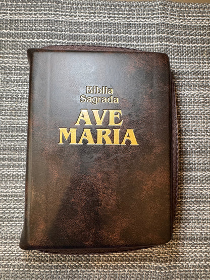 Brown Zipper Bible