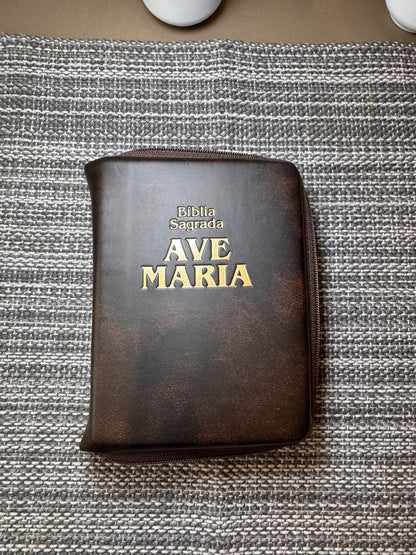 Brown Zipper Bible