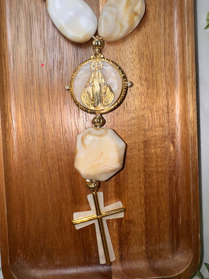 Collar de mesa de Nuestra Señora