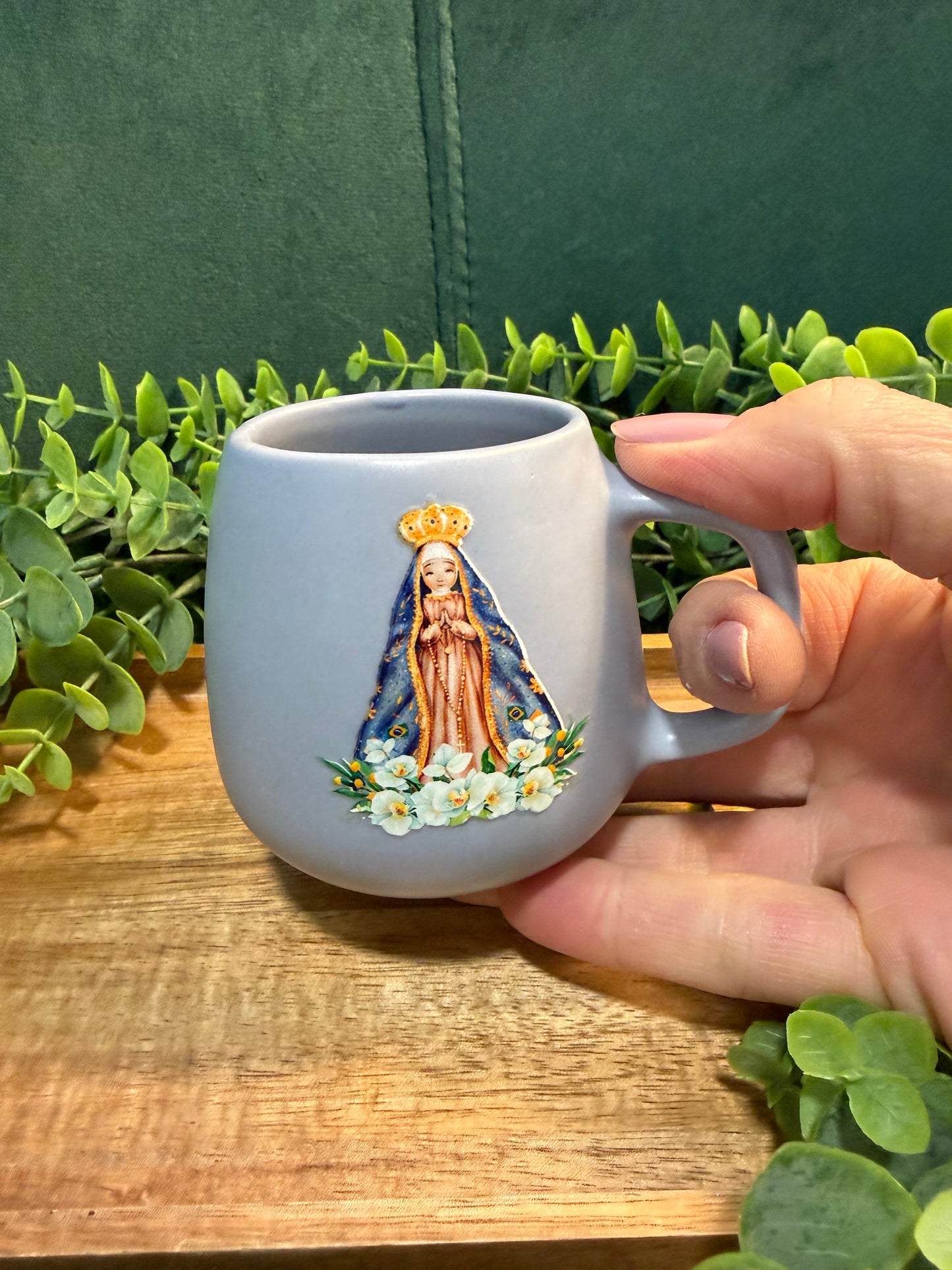 Xícara Mariana em Cerâmica – Coleção Nossa Senhora