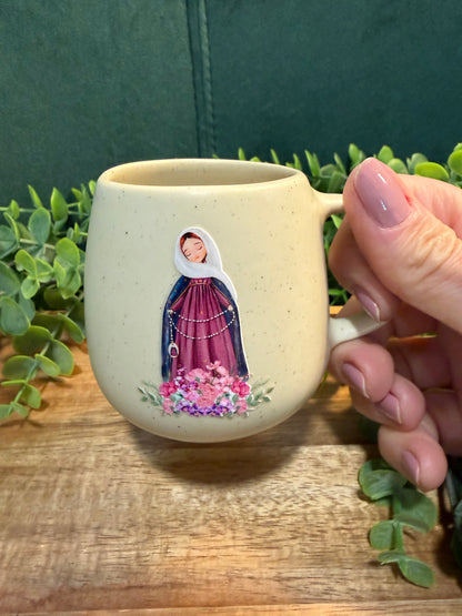 Xícara Mariana em Cerâmica – Coleção Nossa Senhora