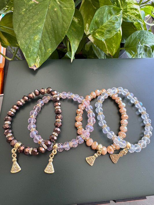 Pulseira de Cristal com Pingente Religioso