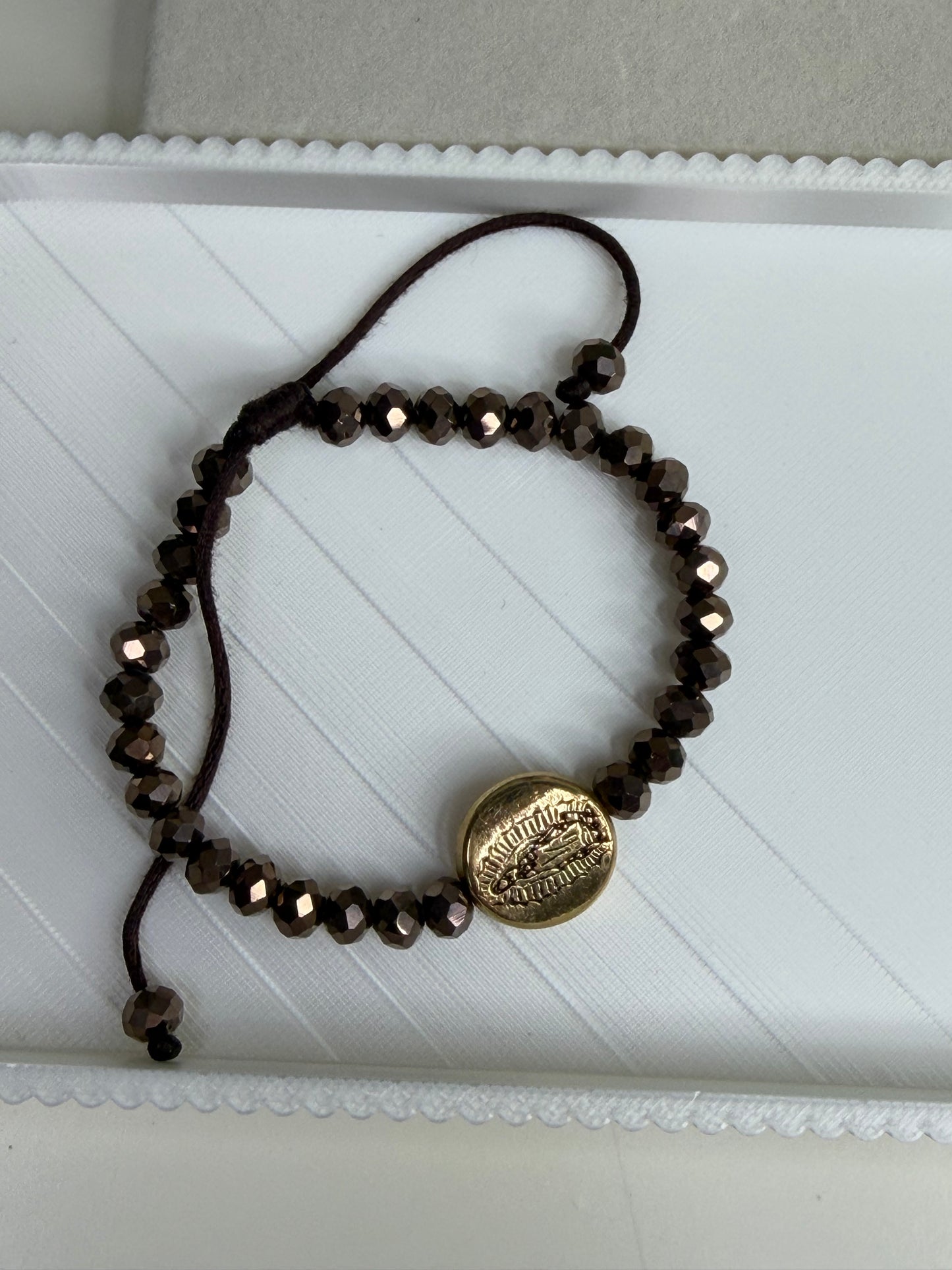 Pulseira Ajustável Nossa Senhora de Guadalupe em Cristais