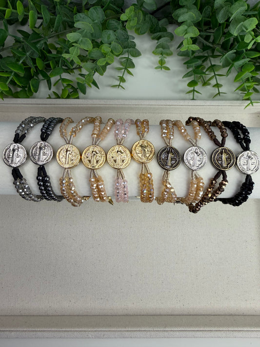 Pulseira Terço de São Bento em Cristais – Proteção, Fé e Elegância