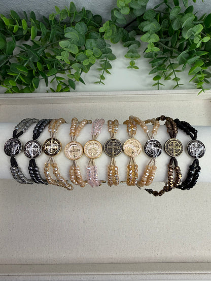 Pulseira Terço de São Bento em Cristais – Proteção, Fé e Elegância
