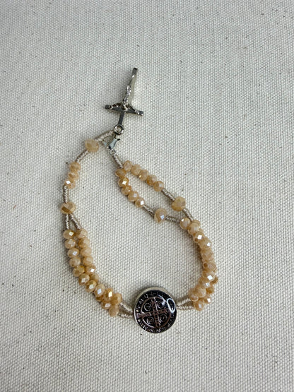 Pulseira Terço de São Bento em Cristais – Proteção, Fé e Elegância