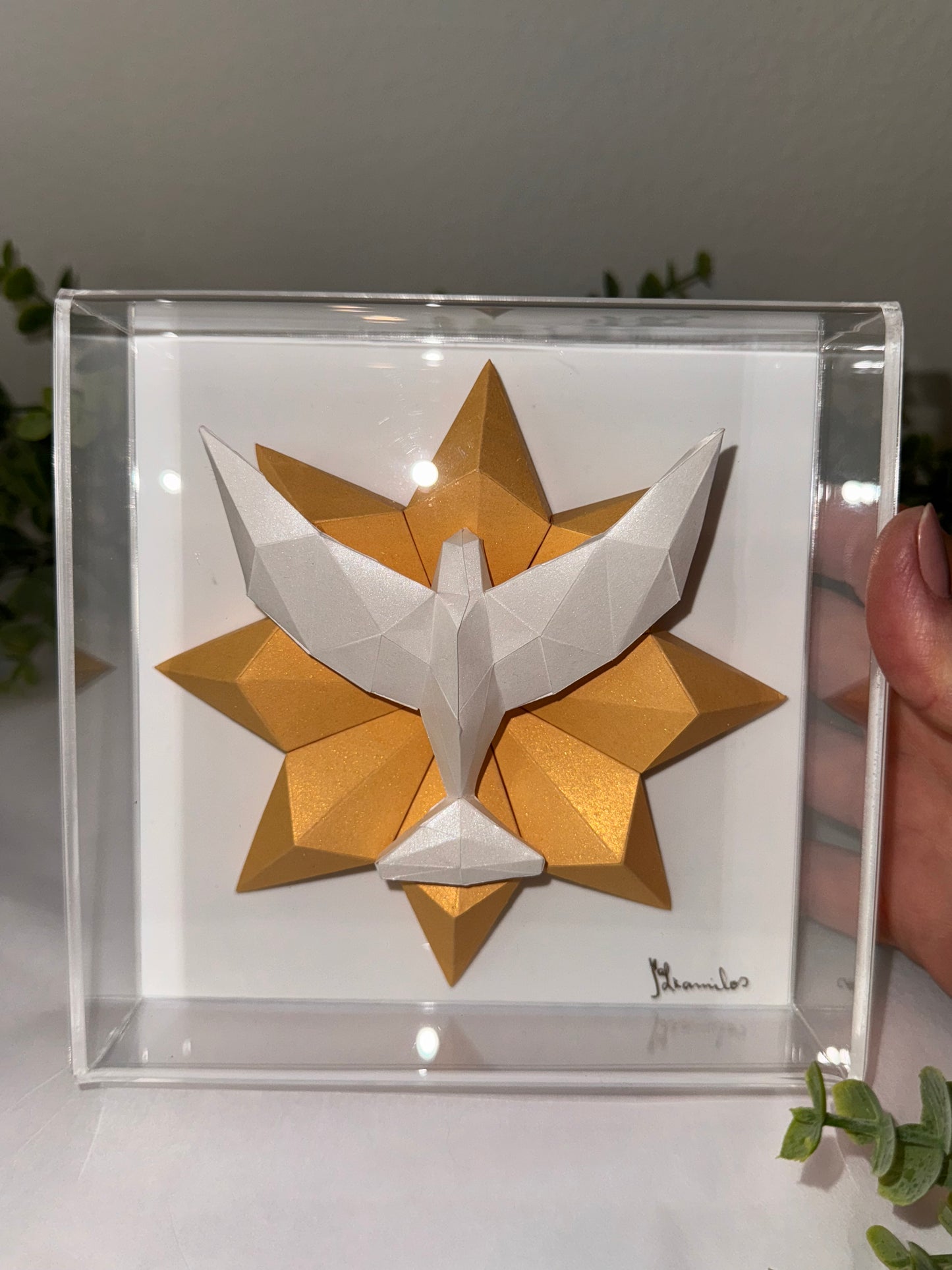 Holy Spirit Sculpture – Mariana Kamilos (Size P)