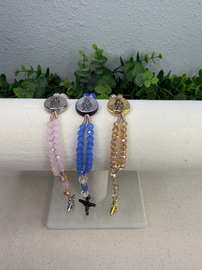 Pulseira Terço de Cristal Nossa Senhora das Graças – Doçura, proteção e fé