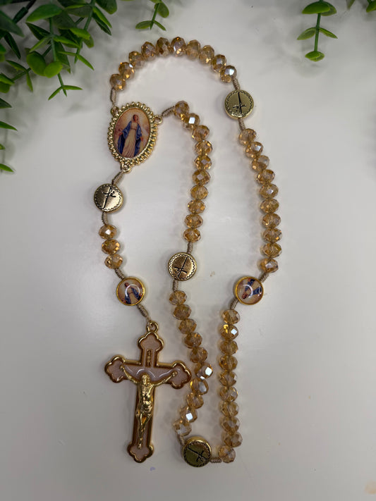 Terço de Nossa Senhora das Graças em Cristais