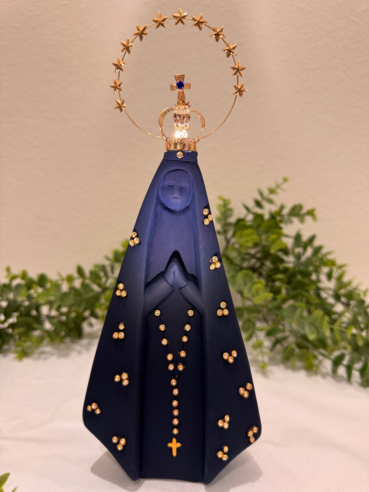 Nossa Senhora Aparecida – Modelo Moderno com Esplendor