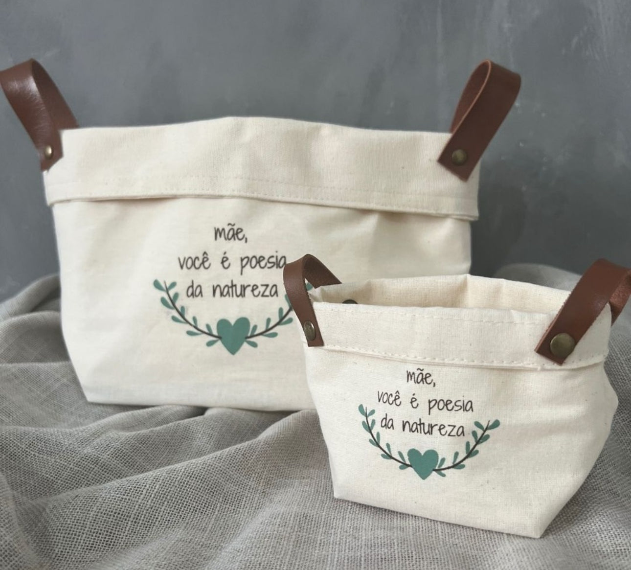 Cesto Decorativo com Alça de Couro