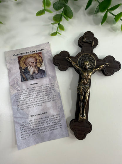 Cruz de São Bento – MDF Amadeirado com Medalha