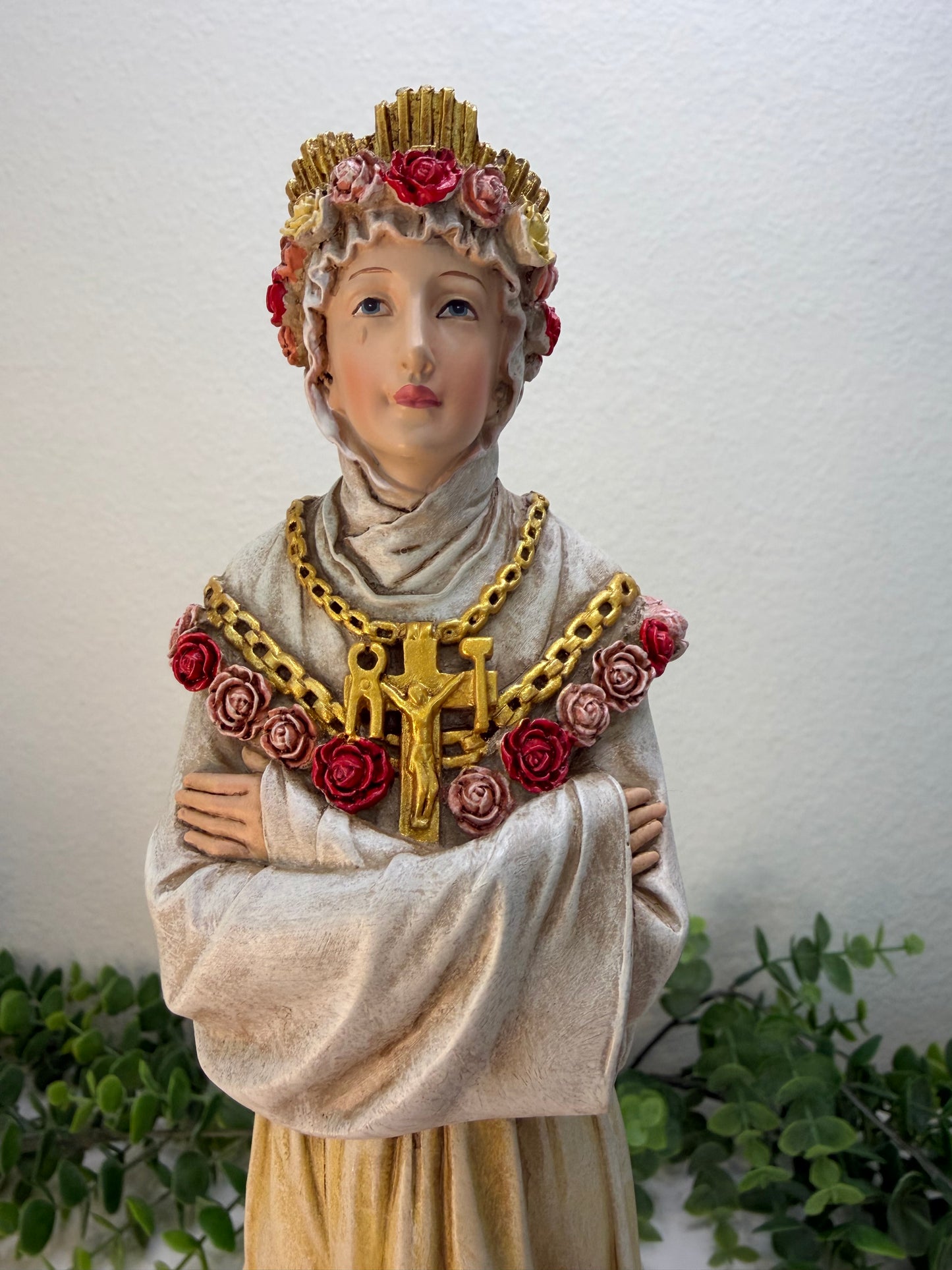 Nossa Senhora de La Salette em Pé — 13,75" em Resina (550g)