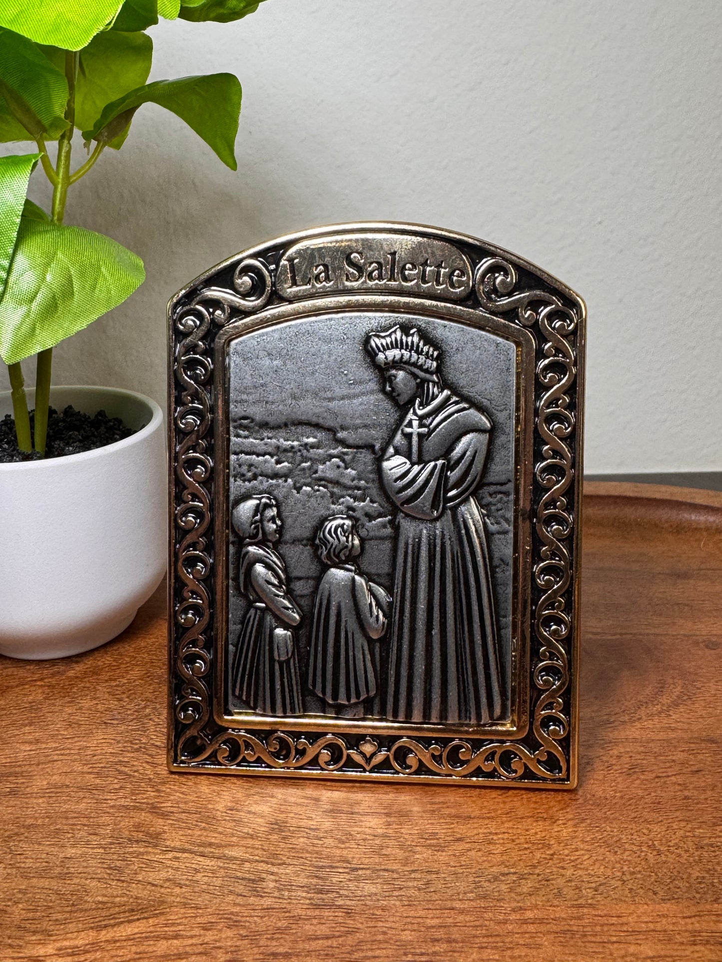 Adorno Nossa Senhora de La Salette