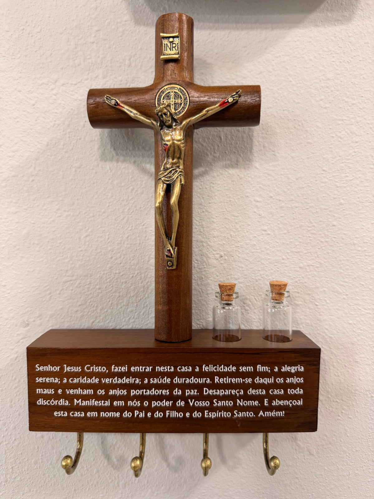 Home Prayer Key Holder with Crucifix – 17 cm