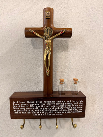 Home Prayer Key Holder with Crucifix – 17 cm