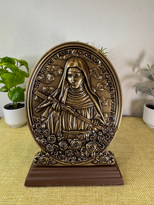 Adorno de Santa Rita de Cássia em Metal Ouro Velho