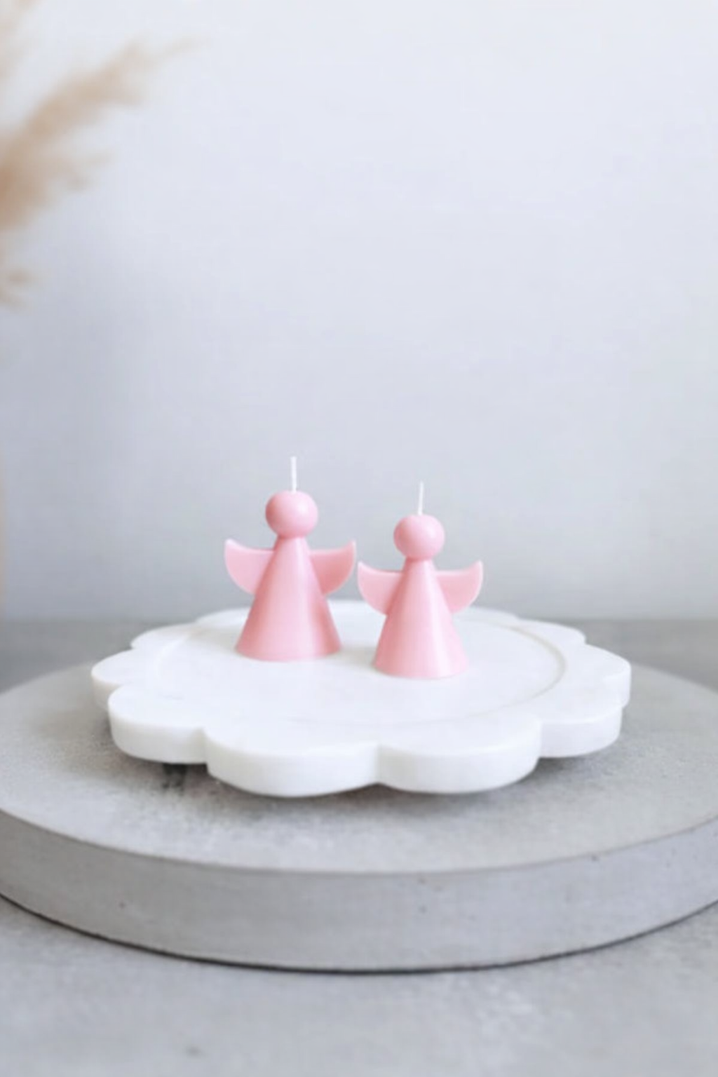 Vela Anjinhos Decorativa – Delicadeza e Proteção