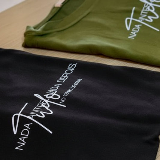 Camiseta Tudo no Tempo de Deus (Unisex)