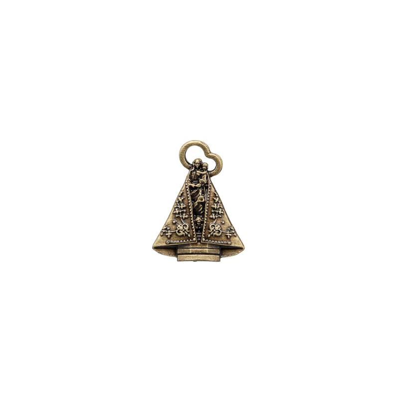 Botom de Nossa Senhora de Nazaré – Metal Ouro Velho | 3 cm