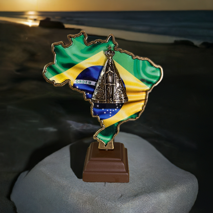Adorno de Nossa Senhora Aparecida no Mapa do Brasil