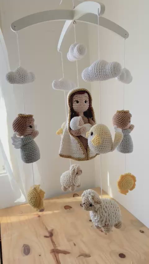 Mobile de Amigurumi Artesanal